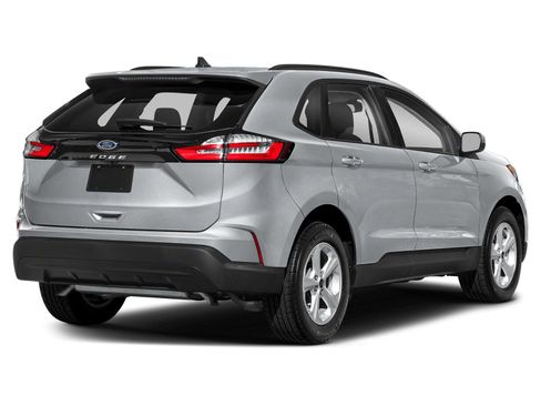 Used 2024 Ford Edge SE AWD/4WD image 3