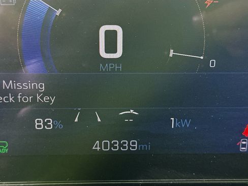 Used 2025 Chevrolet Equinox EV LT image 16