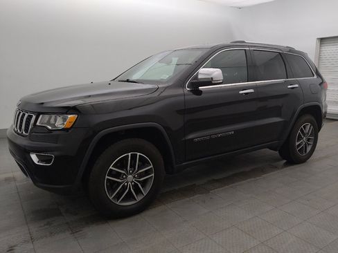 Used 2018 Jeep Grand Cherokee Limited AWD/4WD image 2