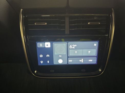 Used 2023 Rivian R1T Adventure image 28