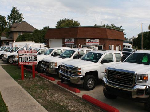 Used 2006 Chevrolet Silverado 3500 4x4 Crew Cab w/ Heavy-Duty Power Package image 1