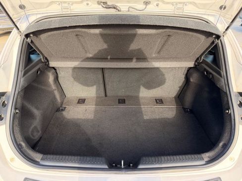 Used 2013 Hyundai Elantra GT w/ Tech Pkg image 21