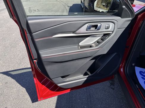 Used 2026 Ford Explorer ST w/ Sun And Sound Package AWD/4WD image 8