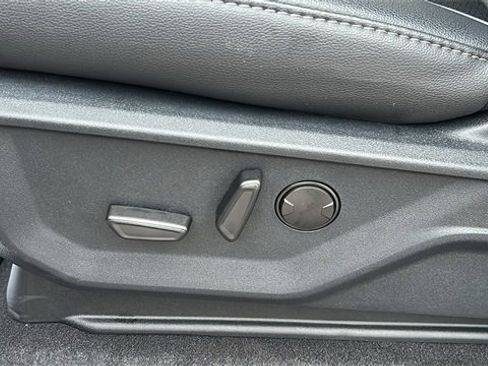 New 2025 Ford F150 Lariat w/ Equipment Group 501A Mid image 24