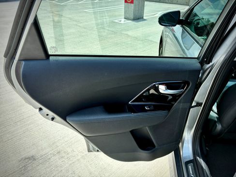 Used 2022 Kia Niro EX Premium FWD image 20