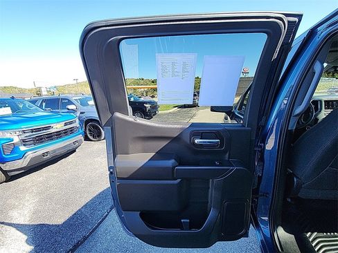 Certified 2024 Chevrolet Silverado 1500 Custom image 26