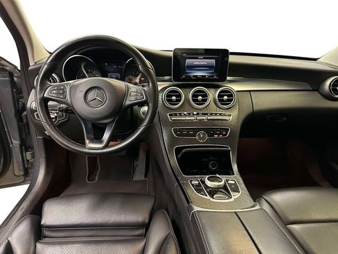 Used 2017 Mercedes-Benz C 300 4MATIC Sedan image 18