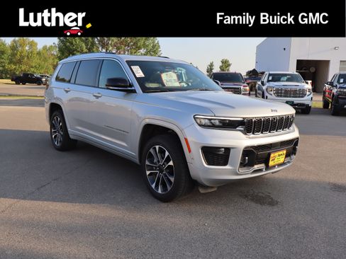 Used 2022 Jeep Grand Cherokee L Overland w/ Advanced Protech Group III AWD/4WD image 1