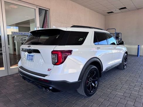 Used 2023 Ford Explorer ST w/ Equipment Group 401A image 5