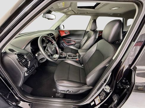 Used 2023 Kia Soul GT-Line w/ GT-Line Technology Package FWD image 19