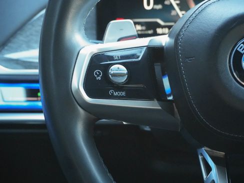 Certified 2023 BMW 740i image 19