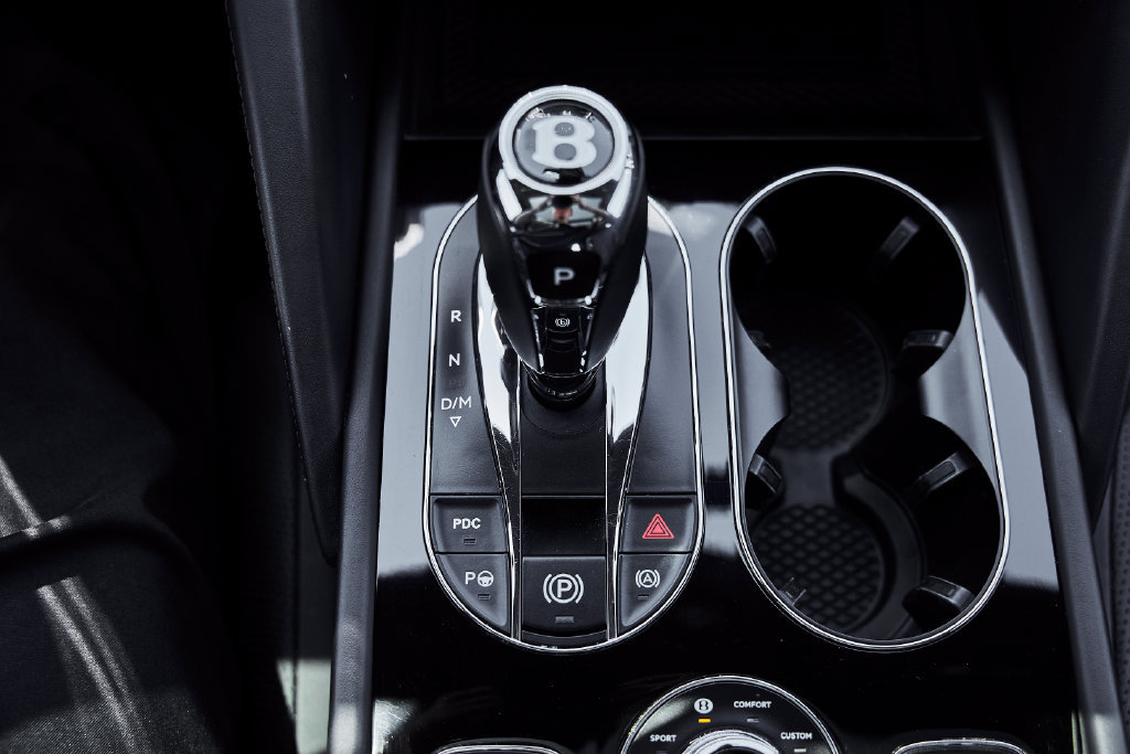 Used 2021 Bentley Bentayga AWD/4WD image 67