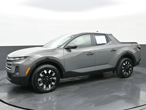 Certified 2025 Hyundai Santa Cruz SE image 7