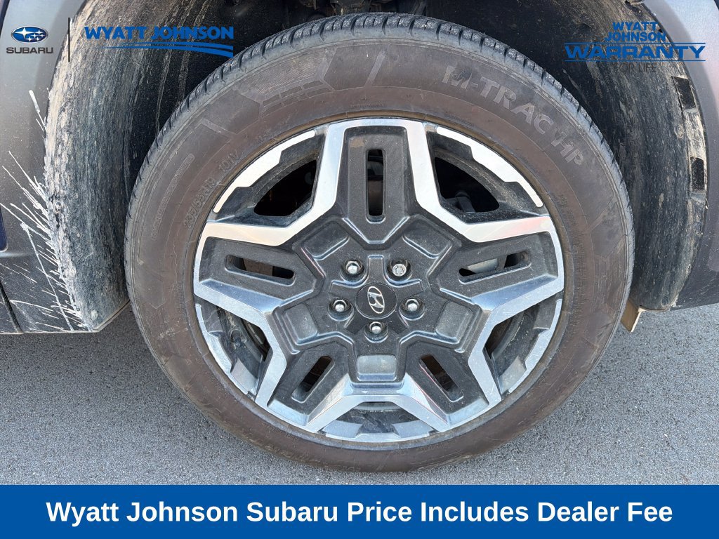 Used 2023 Hyundai Santa Fe Limited AWD/4WD image 13