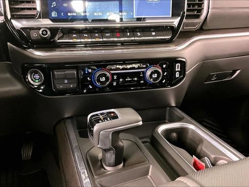 Used 2024 Chevrolet Silverado 1500 LTZ w/ LTZ Convenience Package II AWD/4WD image 9