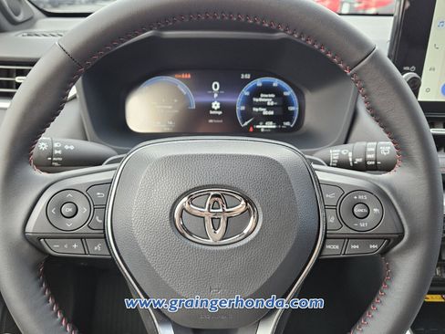 Used 2025 Toyota RAV4 XSE image 18