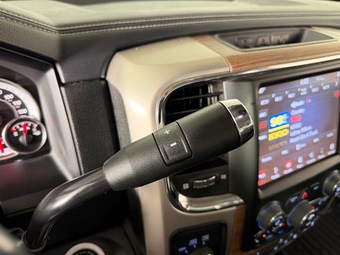 Used 2018 RAM 3500 Laramie AWD/4WD image 20