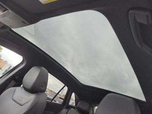 Used 2021 Volkswagen ID.4 1st Edition image 21