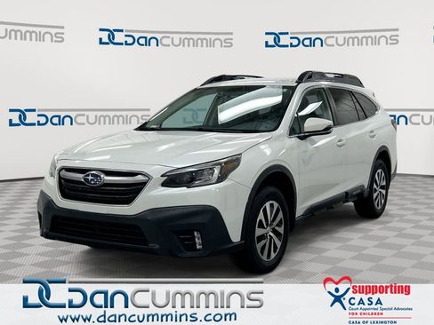 Used 2020 Subaru Outback Premium AWD/4WD image 1