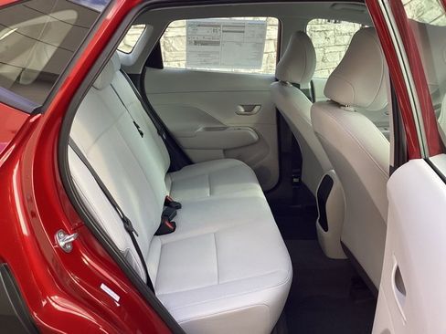 New 2026 Hyundai Kona SE image 14