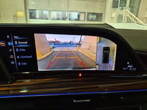 Used 2023 Cadillac Escalade ESV Premium Luxury AWD/4WD image 23