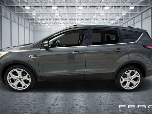 Used 2017 Ford Escape Titanium w/ Equipment Group 301A FWD image 2