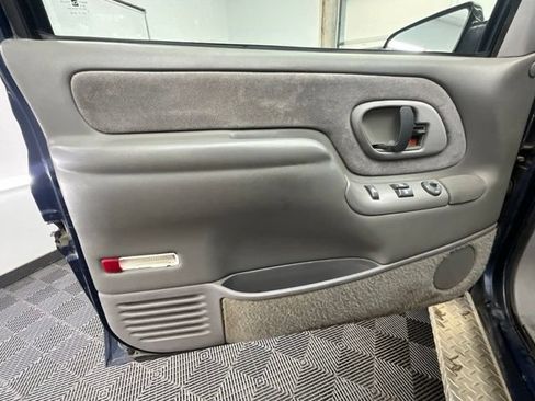 Used 1995 GMC Sierra 1500 4x4 Extended Cab image 9