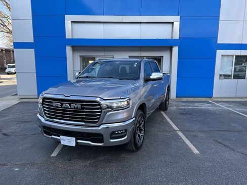 Used 2025 RAM 1500 Laramie image 2