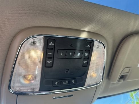Used 2018 Jeep Grand Cherokee Limited w/ Luxury Group II AWD/4WD image 31