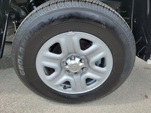 Used 2026 Toyota Tundra SR AWD/4WD image 28