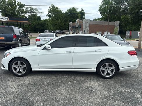 Used 2014 Mercedes-Benz E 350 4MATIC Sedan image 2