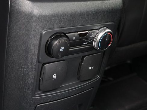 Used 2023 Ford Explorer XLT w/ Equipment Group 202A AWD/4WD image 45