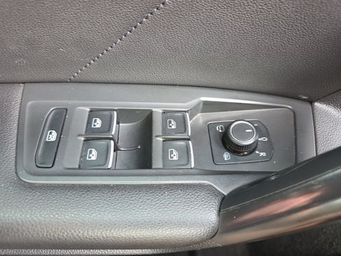 Used 2021 Volkswagen Tiguan SEL Premium R-Line AWD/4WD image 26