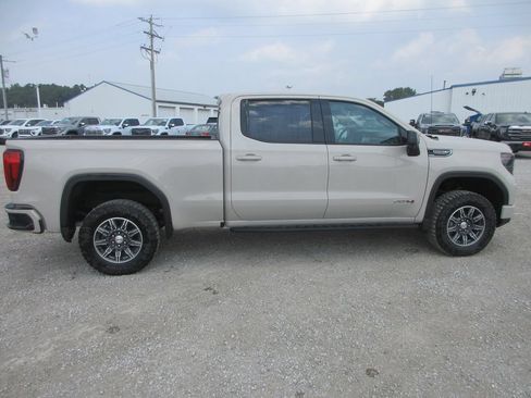 New 2026 GMC Sierra 1500 AT4 w/ AT4 Premium Package AWD/4WD image 3