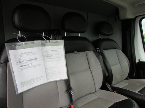 Used 2024 RAM ProMaster 2500 w/ Convenience Group FWD image 16