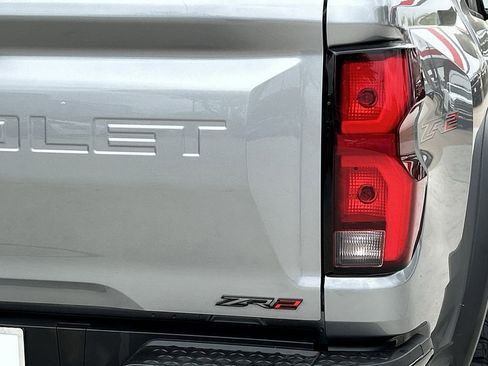 Used 2024 Chevrolet Colorado ZR2 w/ ZR2 Convenience Package III image 8