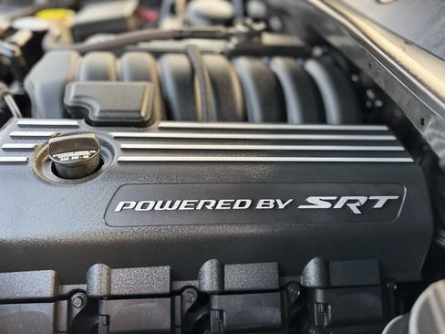 Used 2016 Dodge Challenger R/T Scat Pack w/ Leather Interior Group image 40