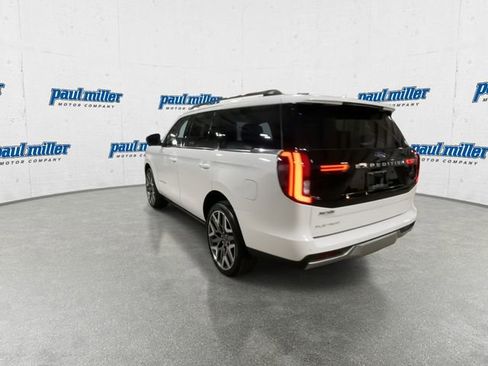 New 2026 Ford Expedition Platinum w/ Platinum Ultimate Package AWD/4WD image 8