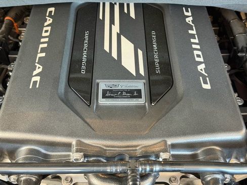 New 2026 Cadillac Escalade V image 14