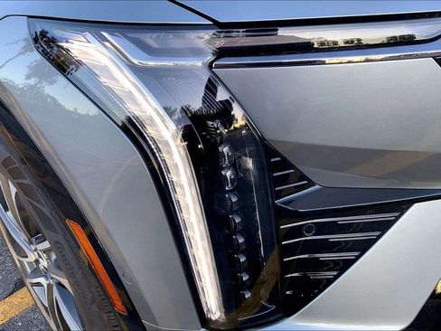 New 2026 Cadillac Optiq Sport 2 image 14