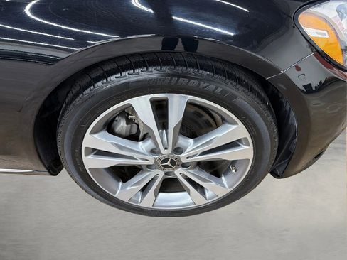 Used 2018 Mercedes-Benz C 300 Sedan w/ Premium Package image 18