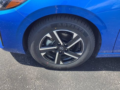Used 2025 Nissan Sentra SV FWD image 25