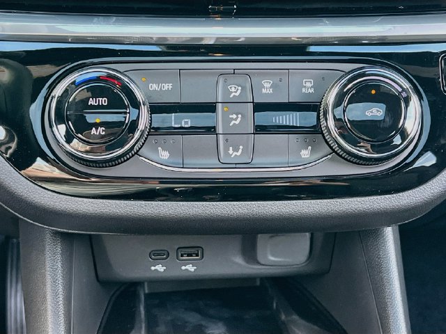 New 2026 Buick Envista Sport Touring w/ Convenience I Package FWD image 11