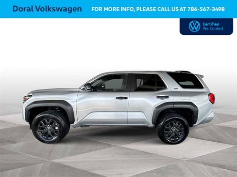 Used 2025 Toyota 4Runner TRD Sport Premium image 5