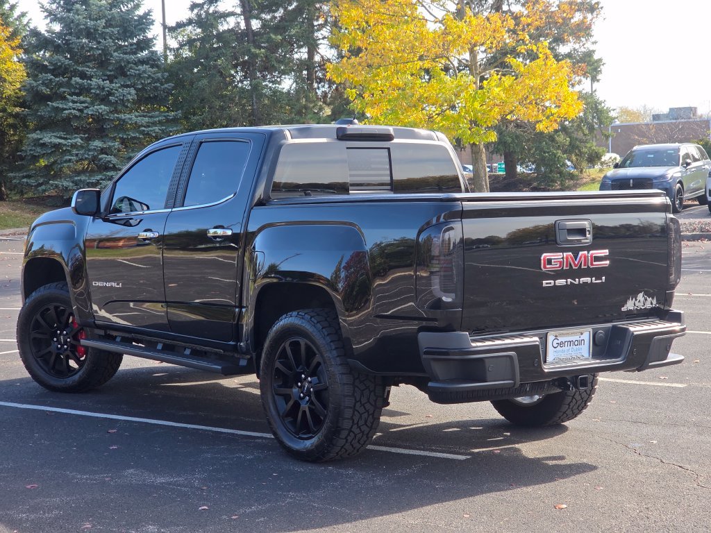 Used 2022 GMC Canyon Denali w/ Denali Black Edition Package AWD/4WD image 26