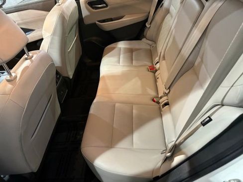 Used 2021 Nissan Rogue SV w/ Premium Package FWD image 29