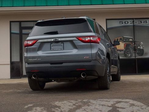 Used 2021 Chevrolet Traverse RS AWD/4WD image 3