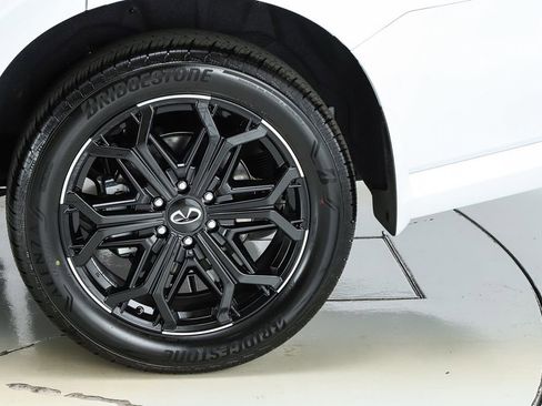 New 2026 INFINITI QX80 4WD image 6