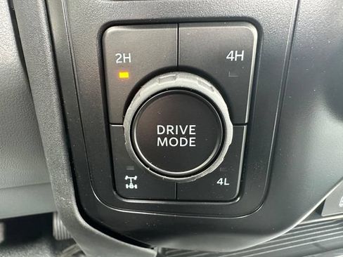 Used 2025 Ford F250 XL w/ 360-Degree Camera Package AWD/4WD image 21