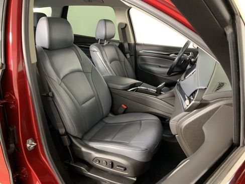 Used 2021 Buick Enclave Premium w/ Sun and Sites Package image 40